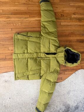 Todd Snyder Woolrich Men's Olive Green Hooded Puffer Coat